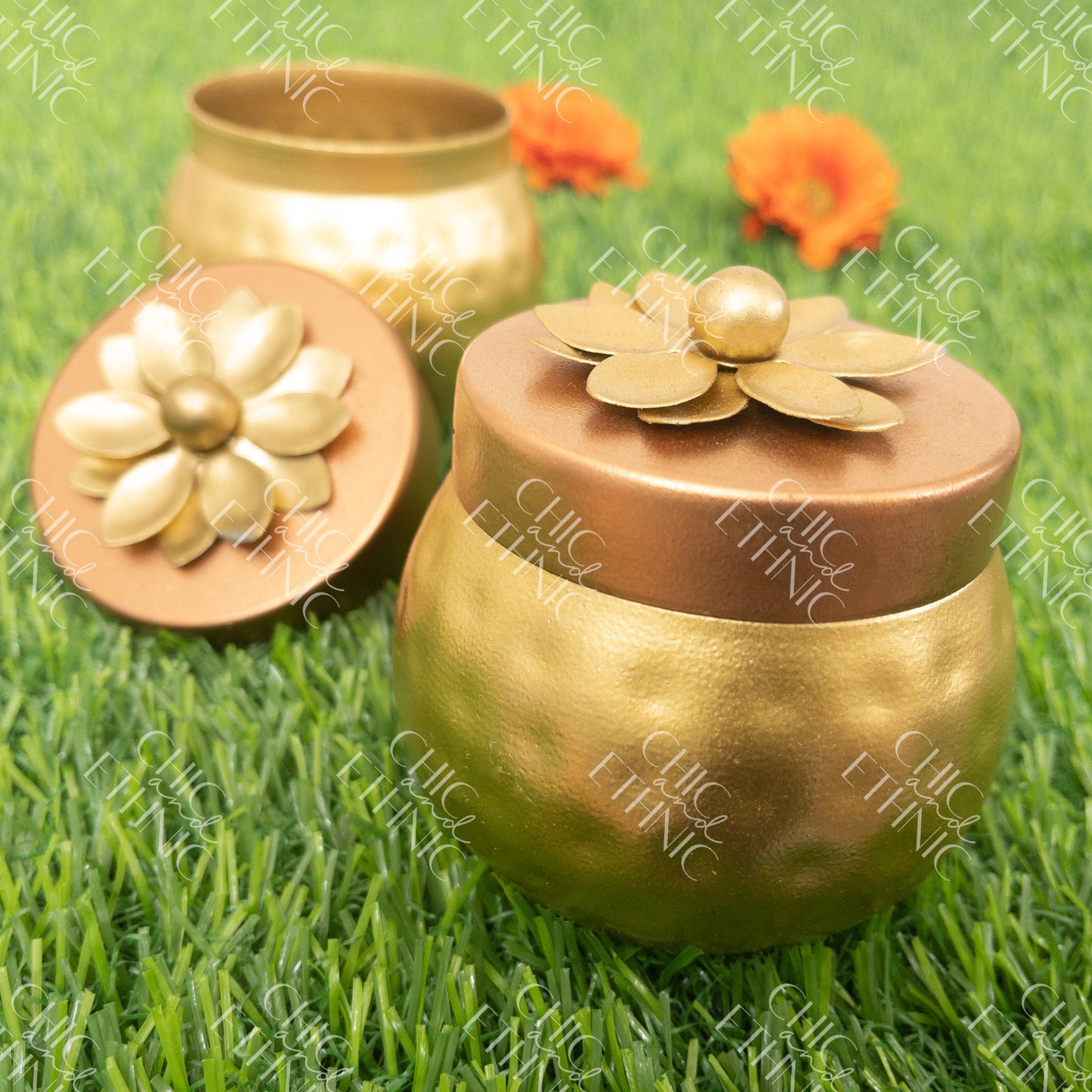 Gold & Copper Container