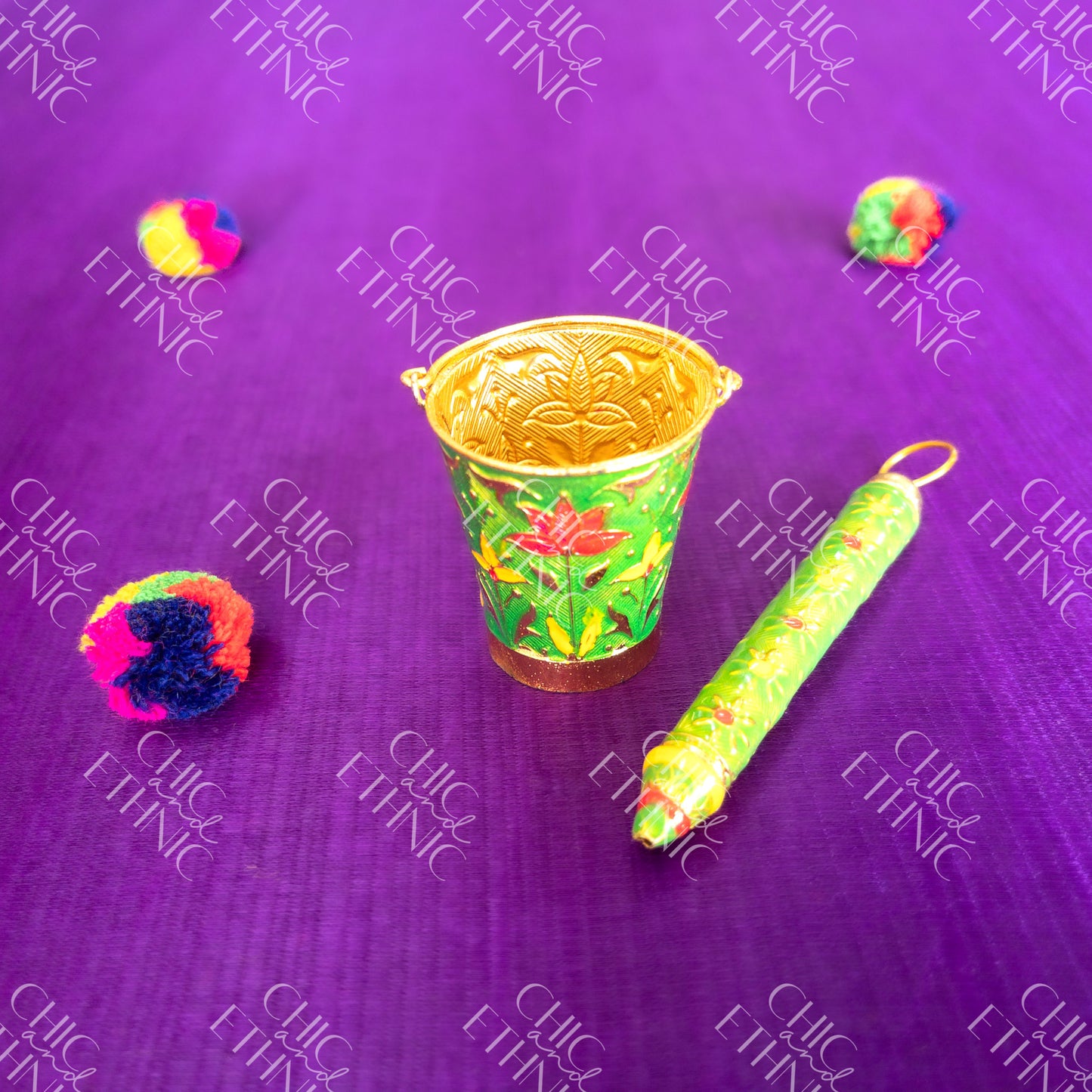 Colorful Large Bucket and Pichkari Set