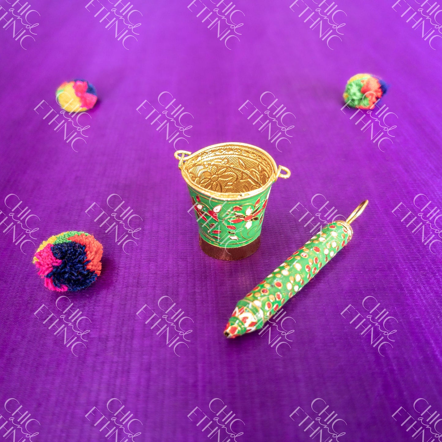 Colorful Small Bucket and Pichkari Set