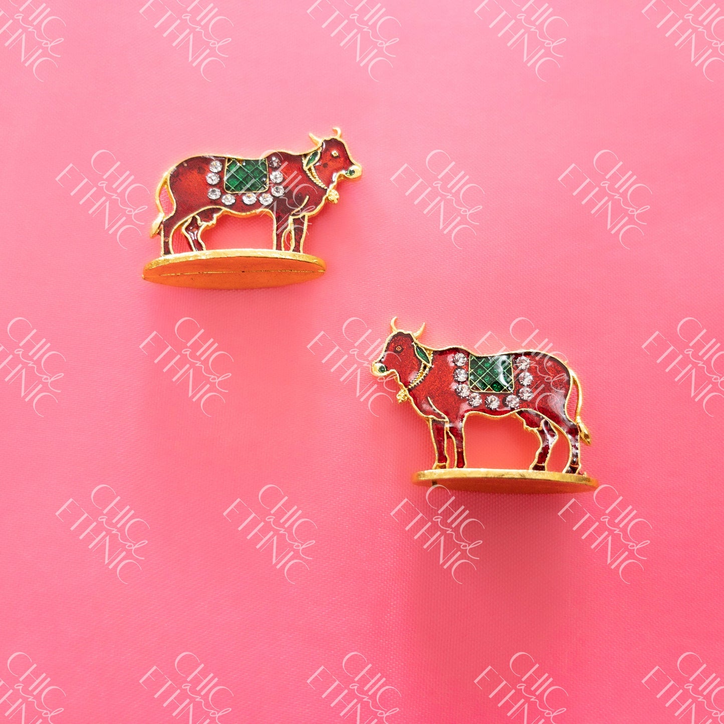 Colorful Metal Cow Pair